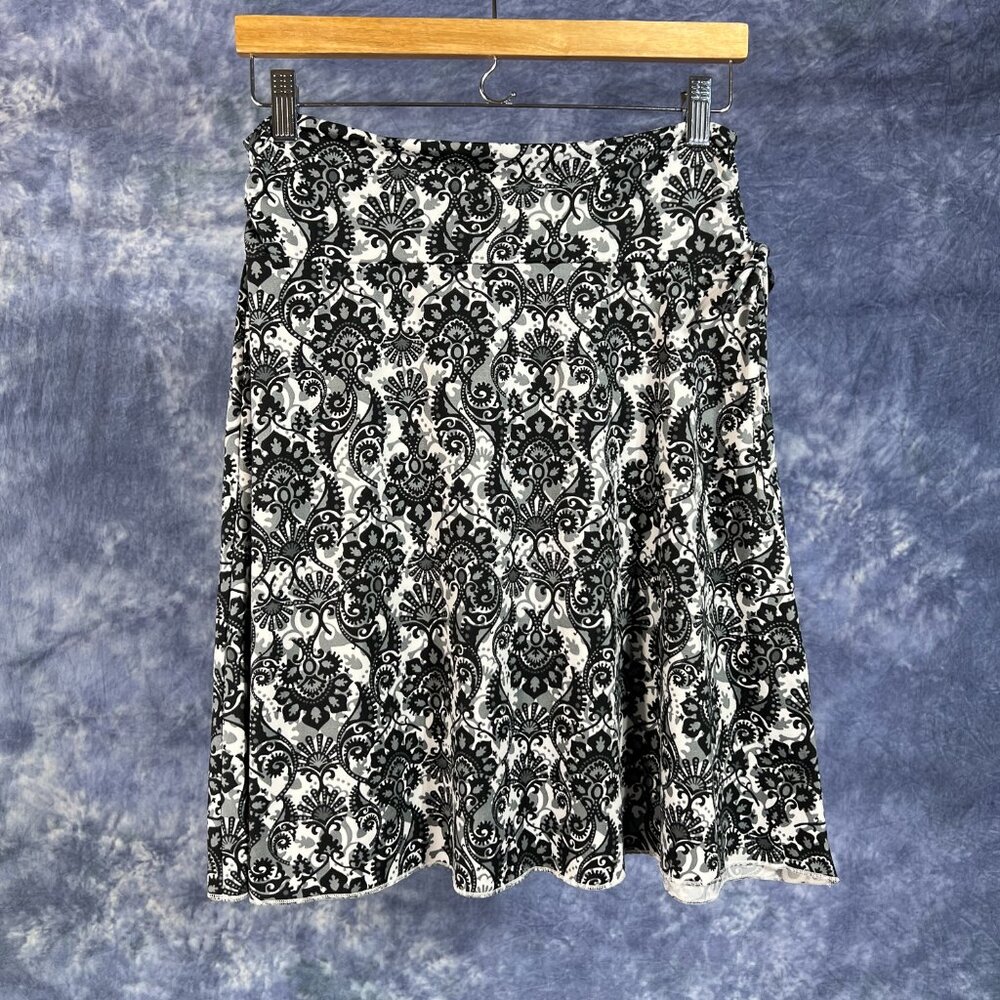 Lola Black & White Paisley Pattern Skirt Sz M
